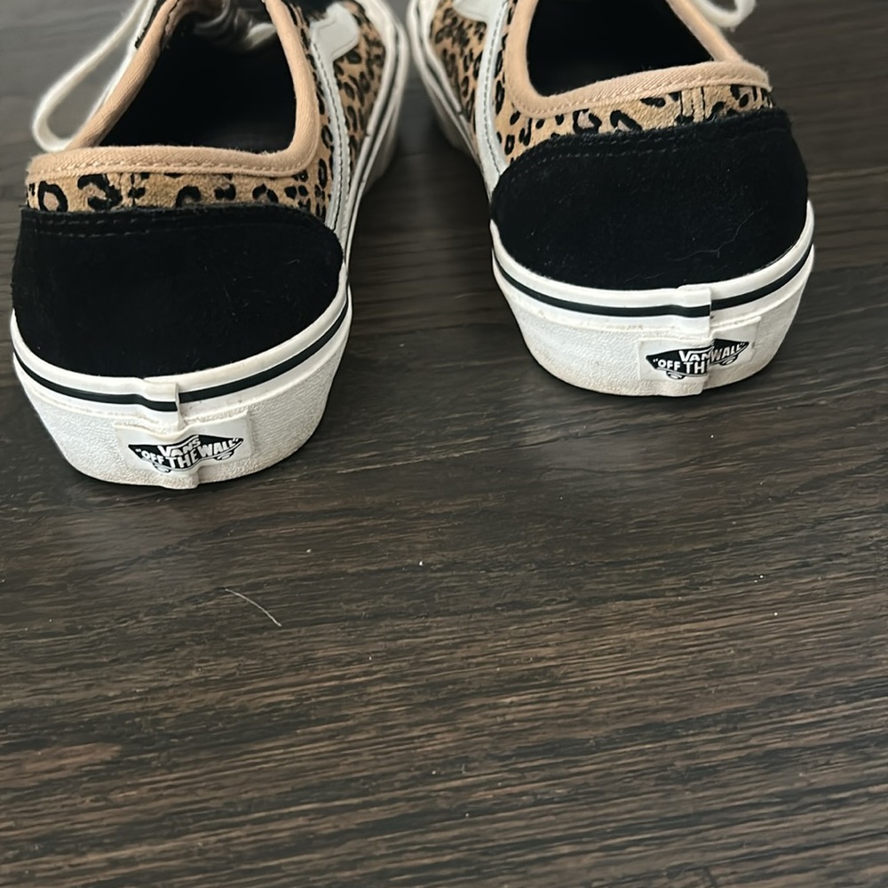 Leopard VANS - Picture 3 of 3